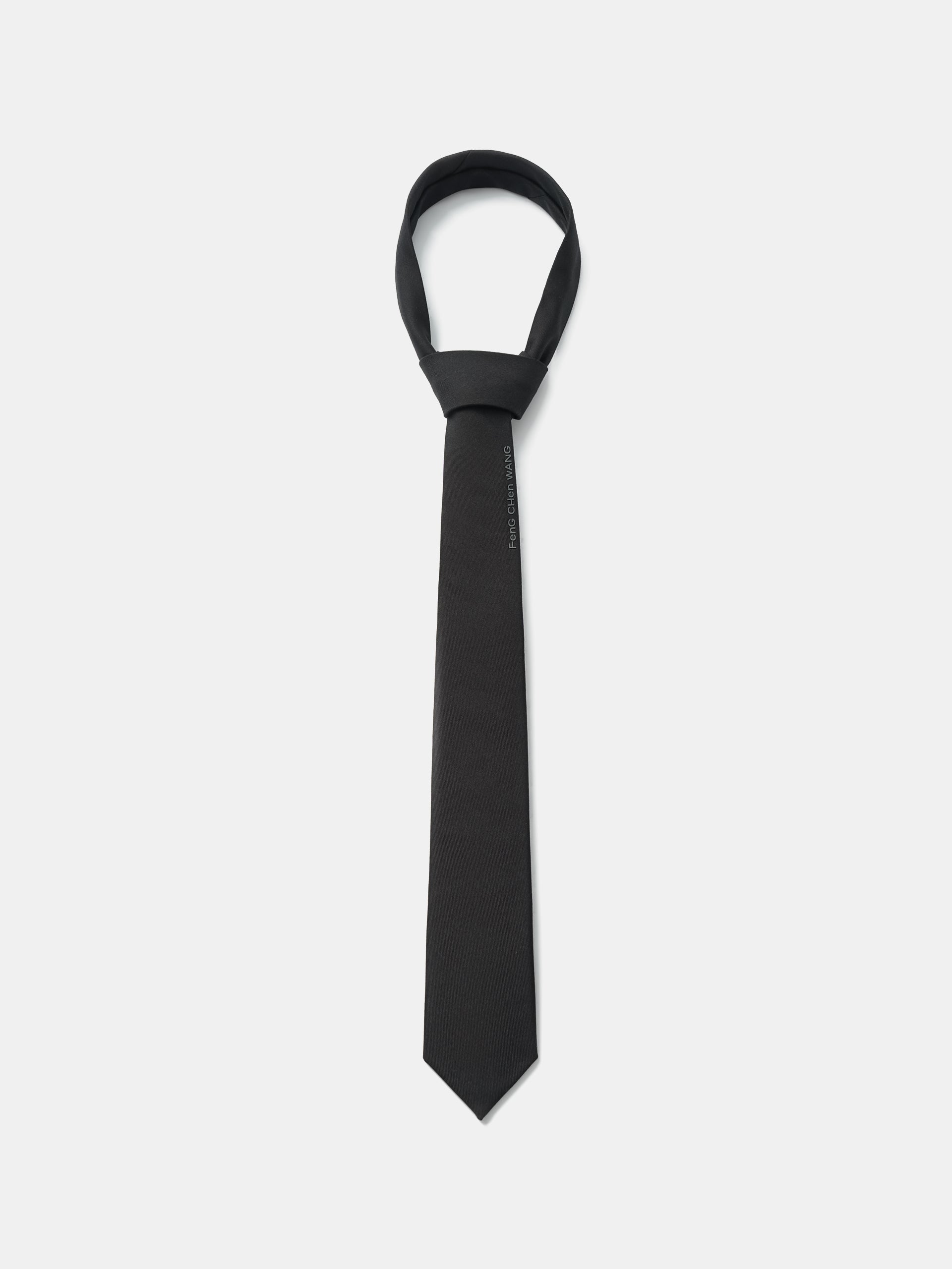 BLACK LOGO TIE