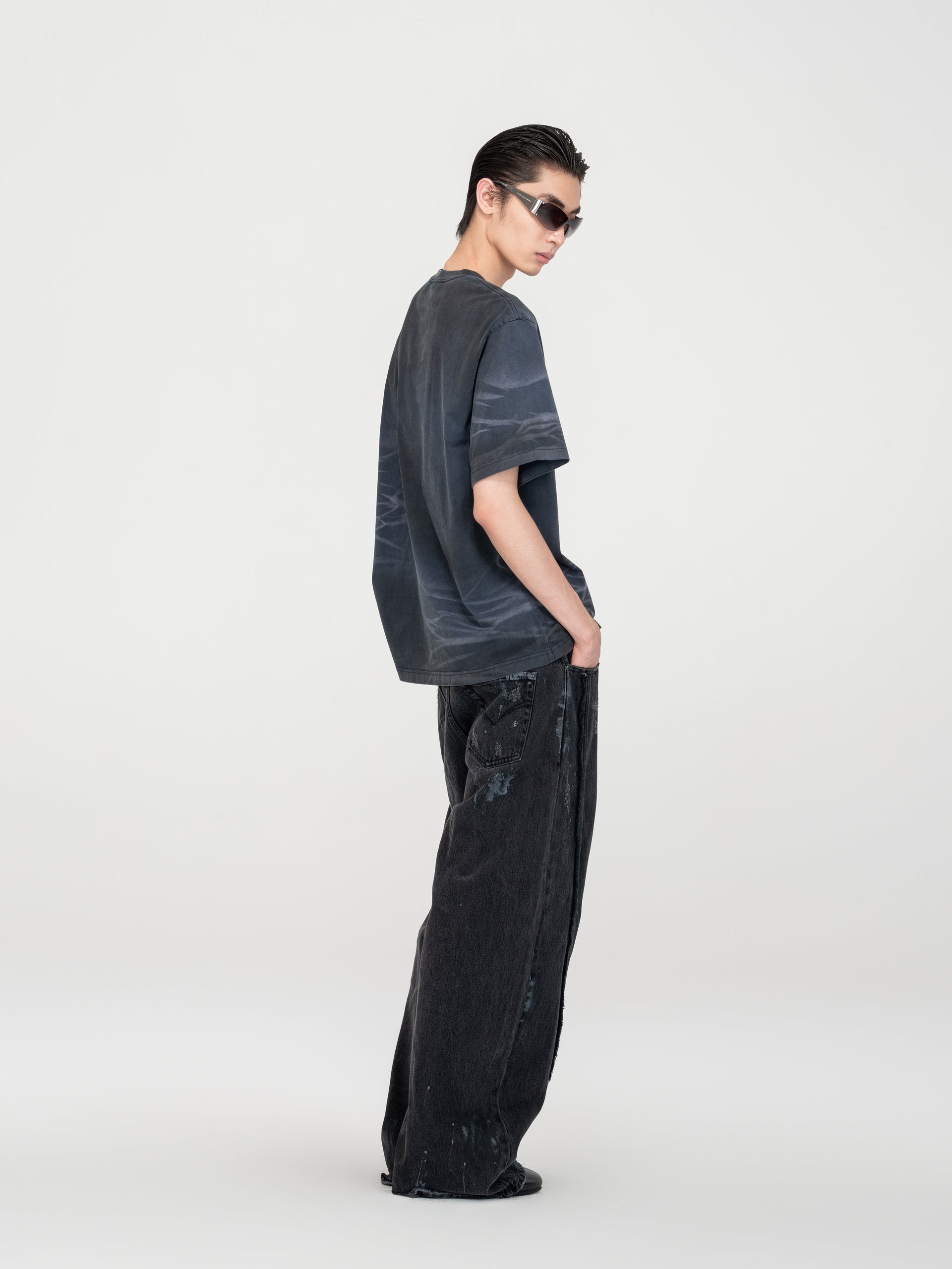 DARK NAVY WASHED SPRAY-DYED T-SHIRT