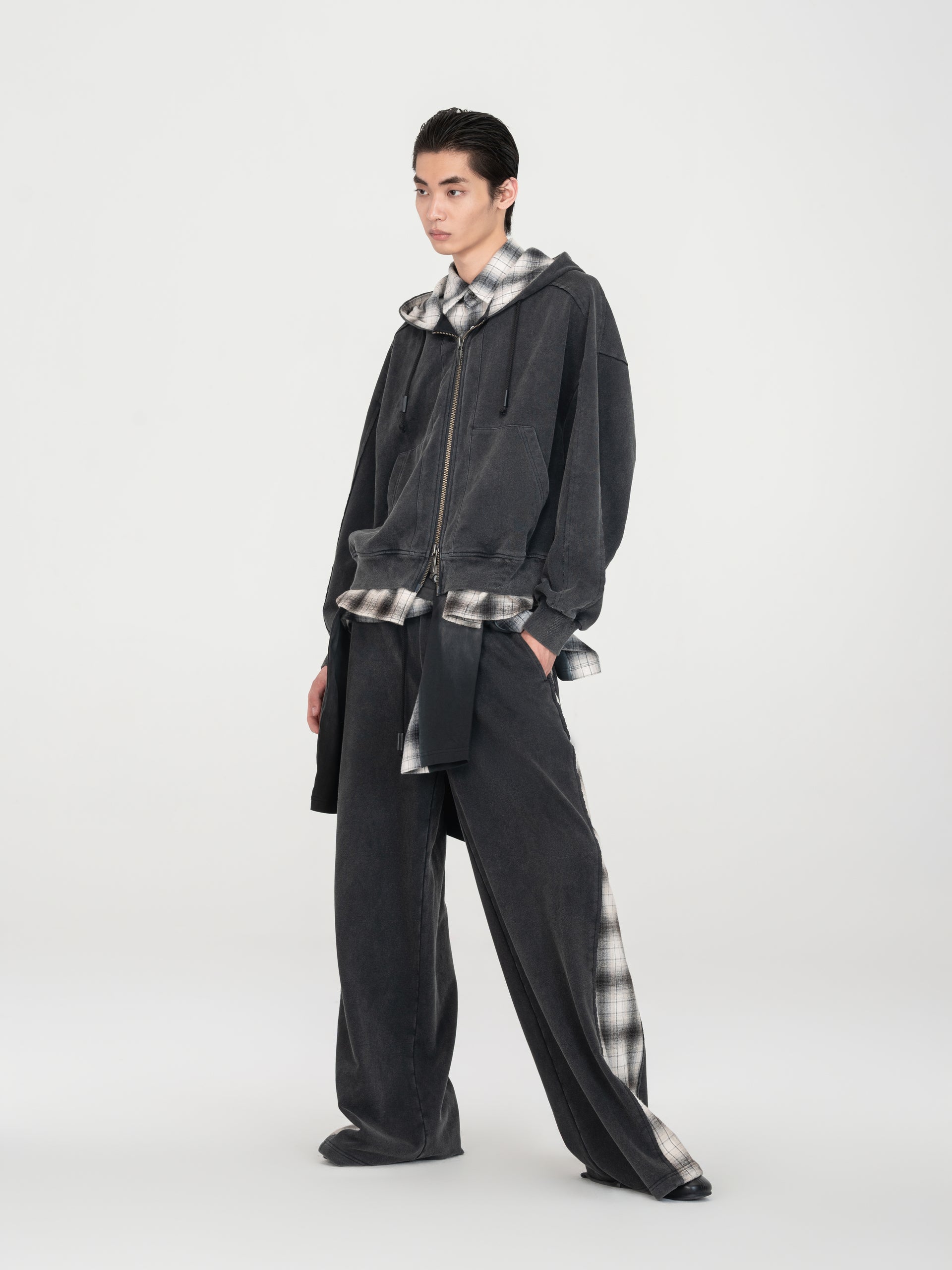 BLACK TWO-IN-ONE HOODIE