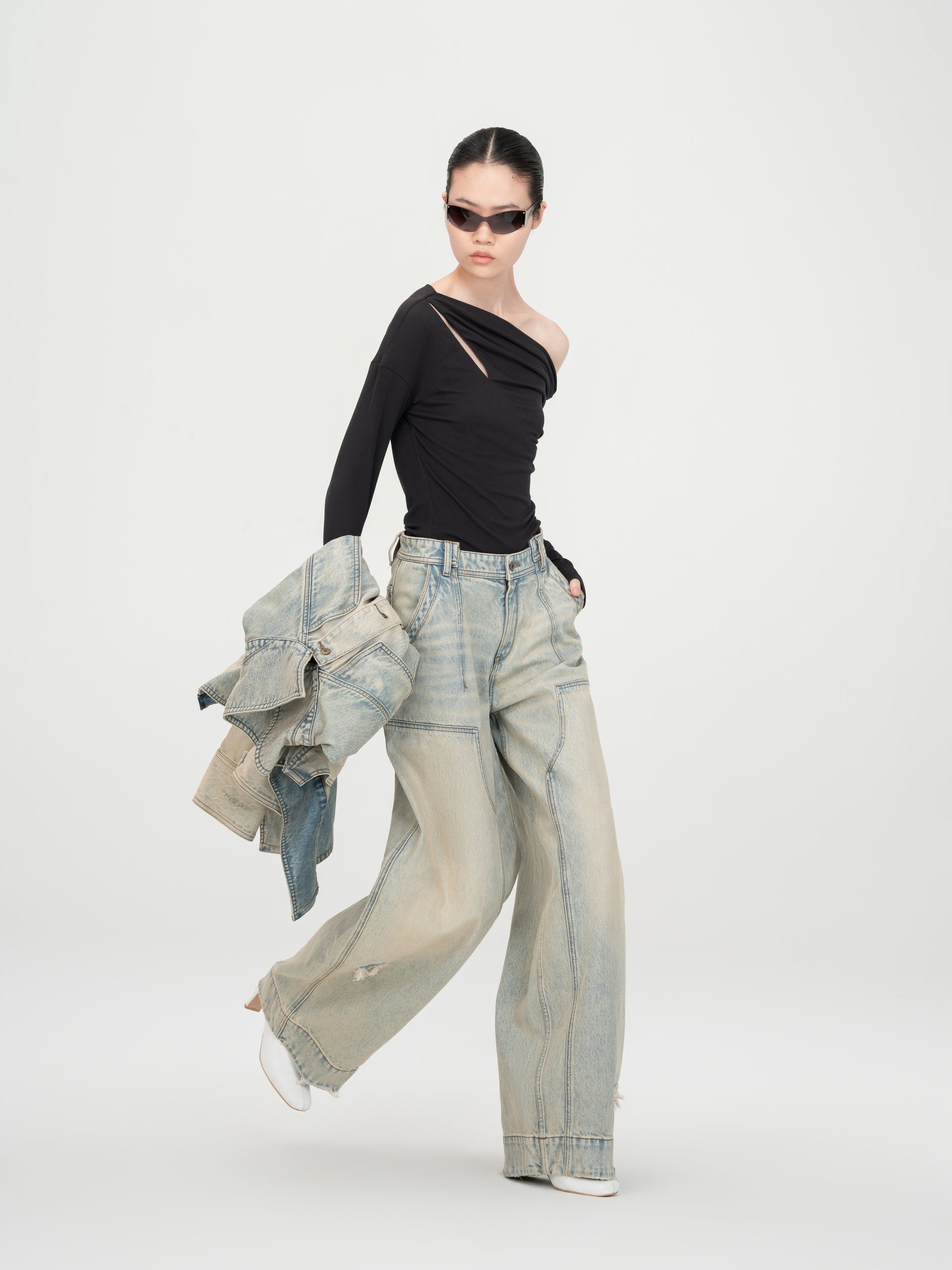 BLACK ONE-SHOULDER BASE TOP