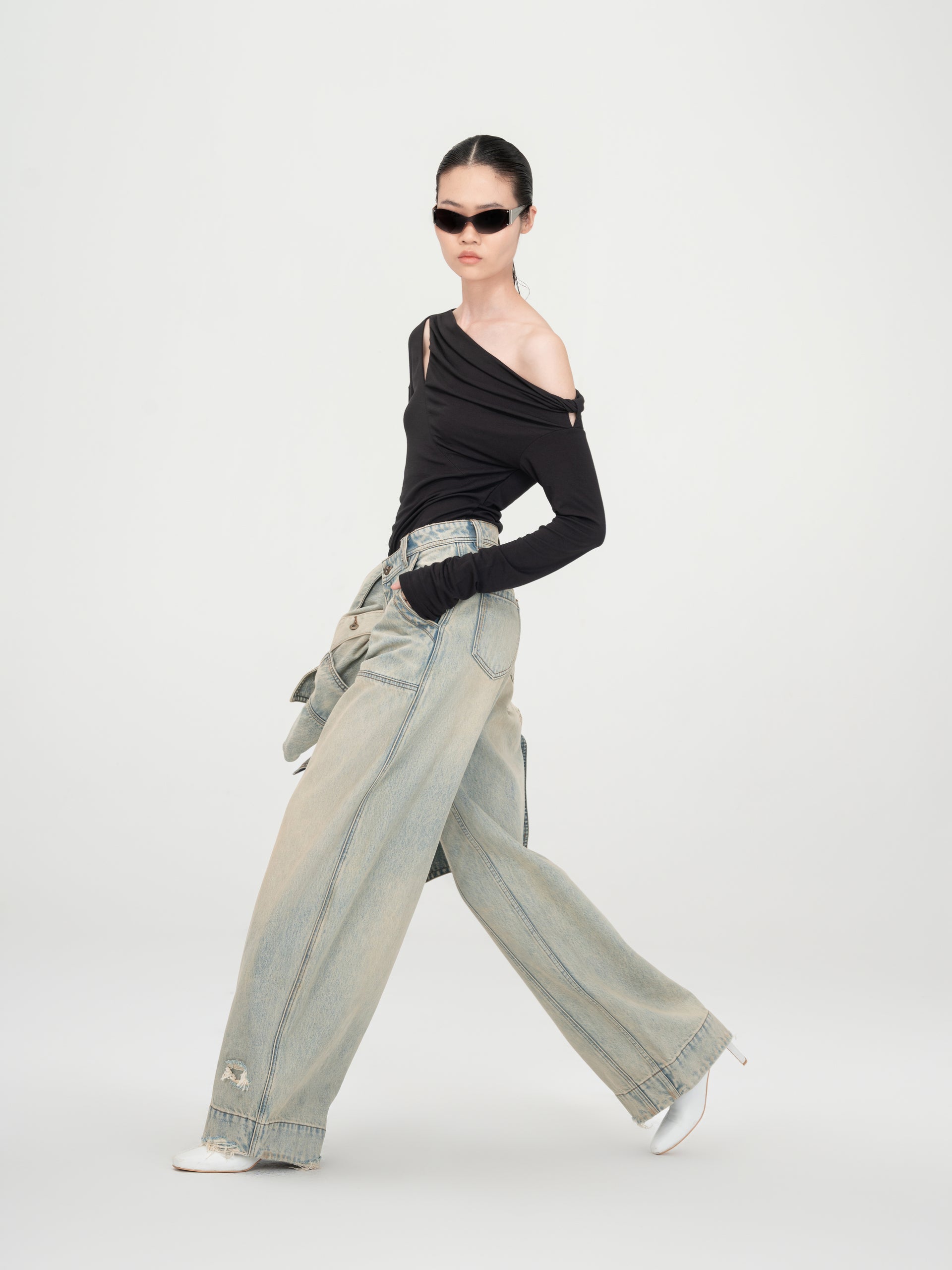 BLACK ONE-SHOULDER BASE TOP