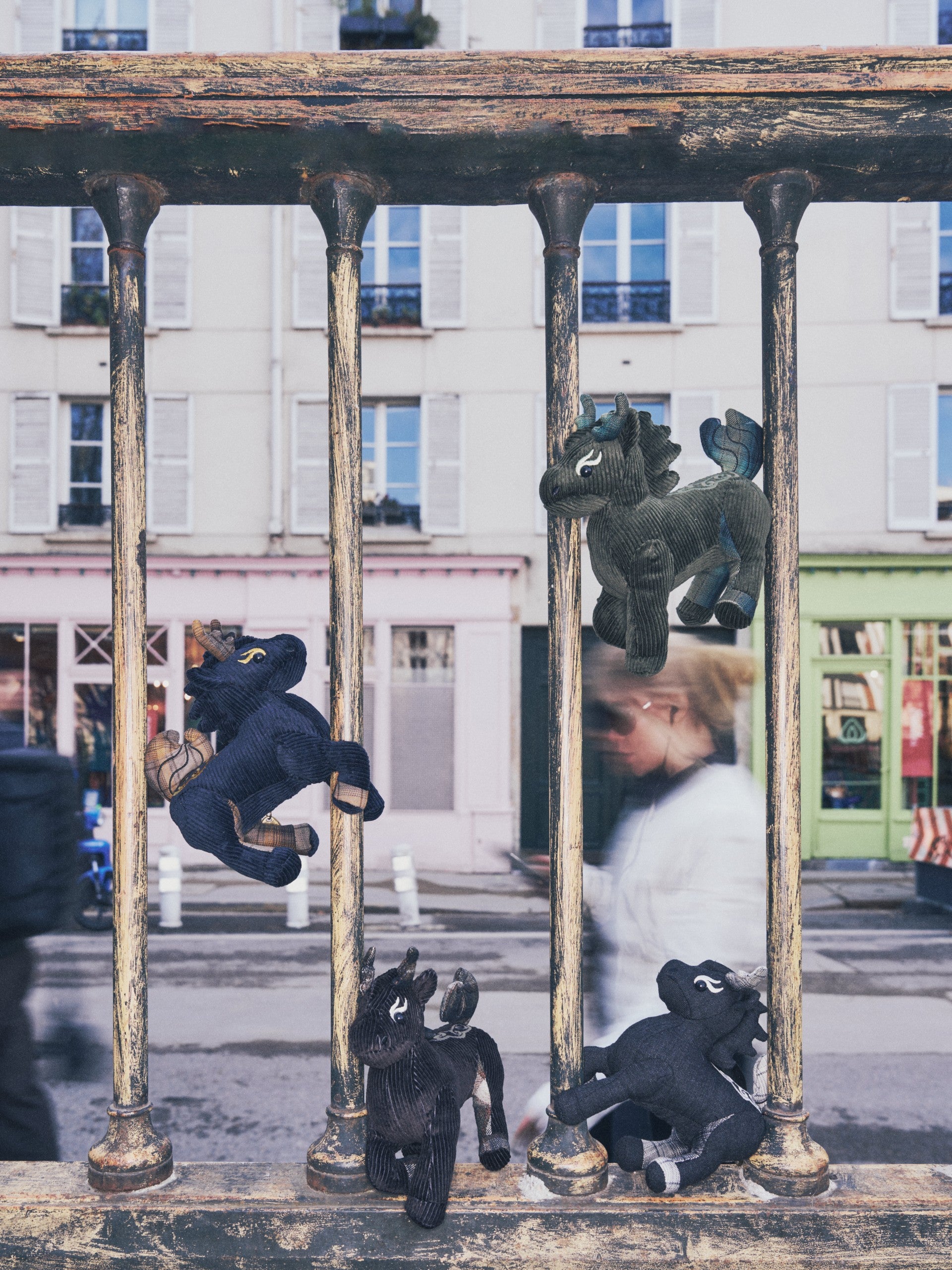 CORDUROY-AND-PLAID PATCHWORKED LONGMA