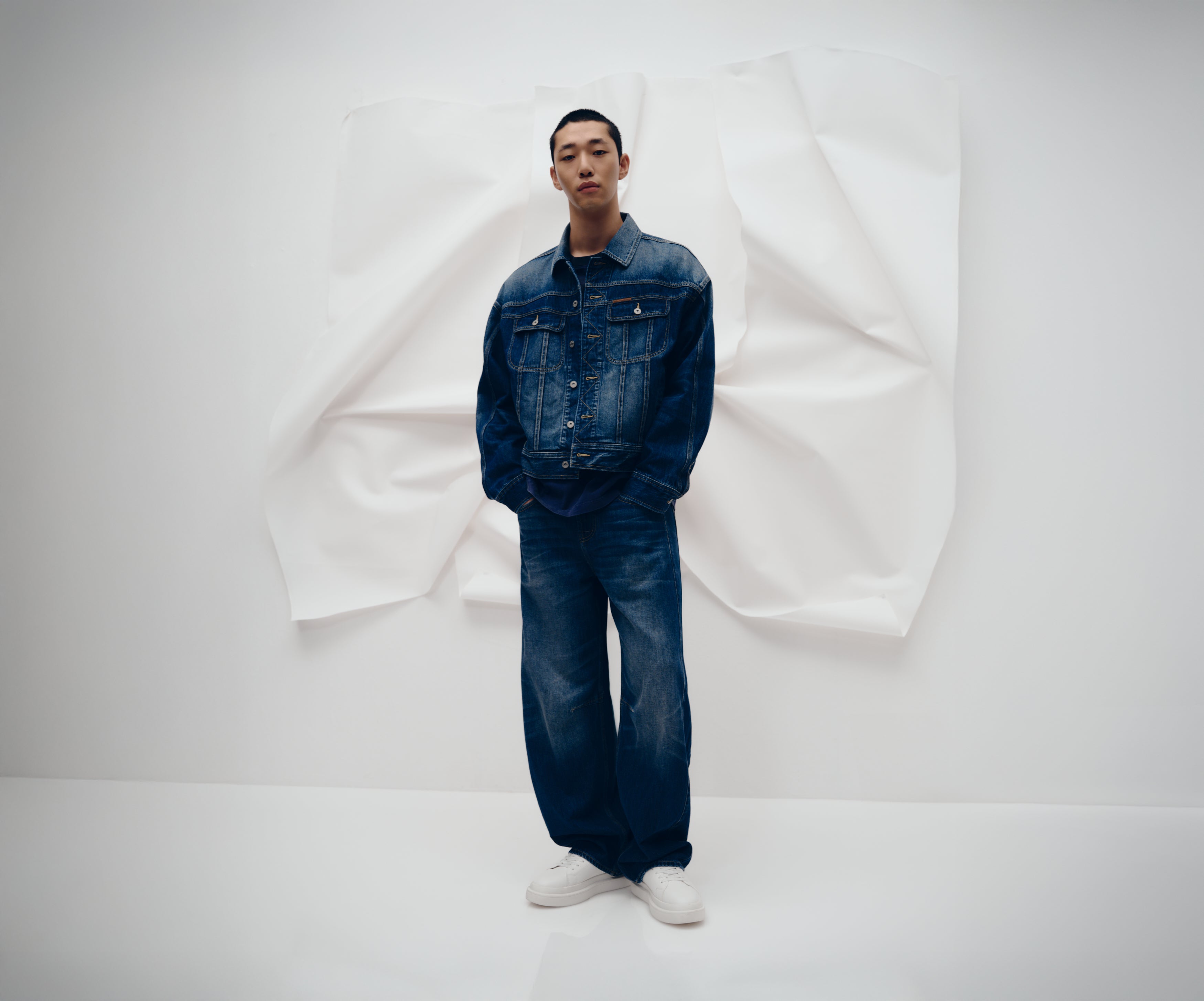 Lee x Feng Chen Wang MEN JEANS - Feng Chen Wang
