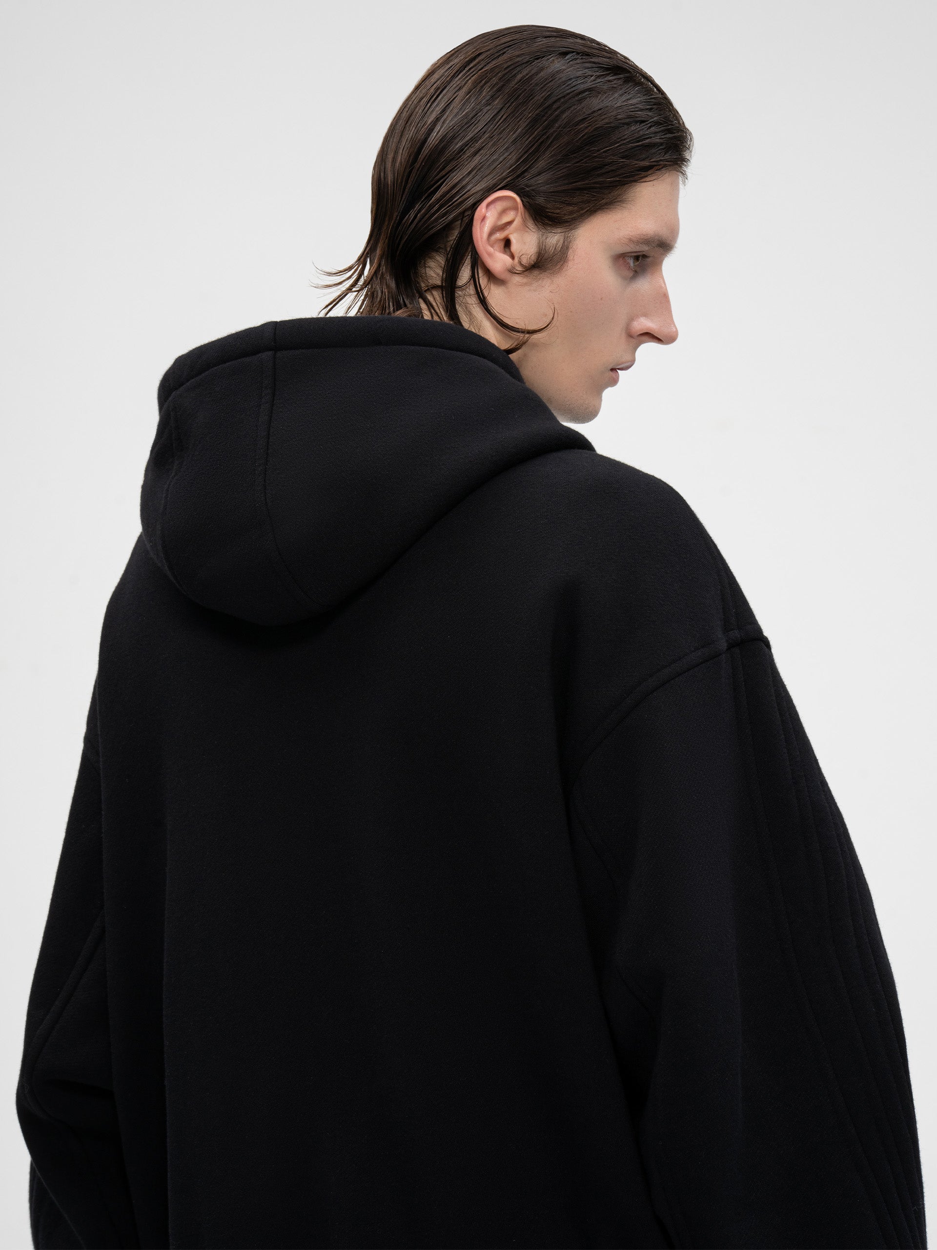 PLEATED HOODIE