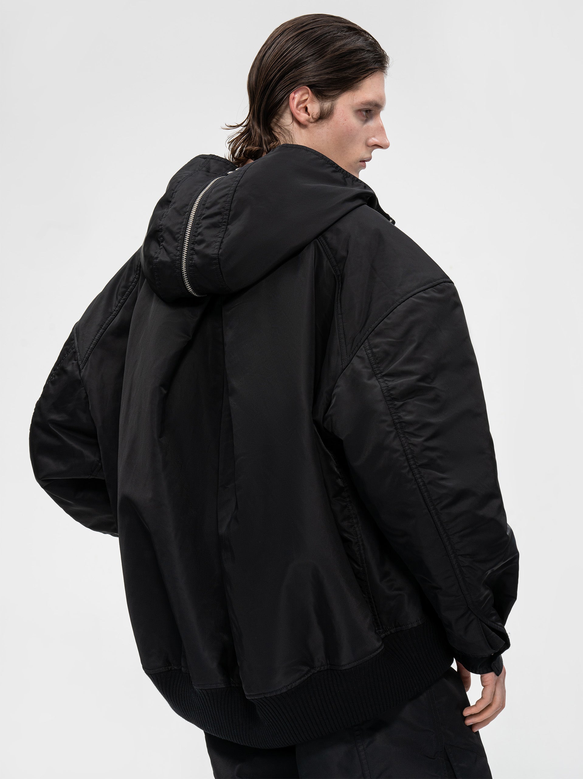 OVERSIZED NYLON JACKET