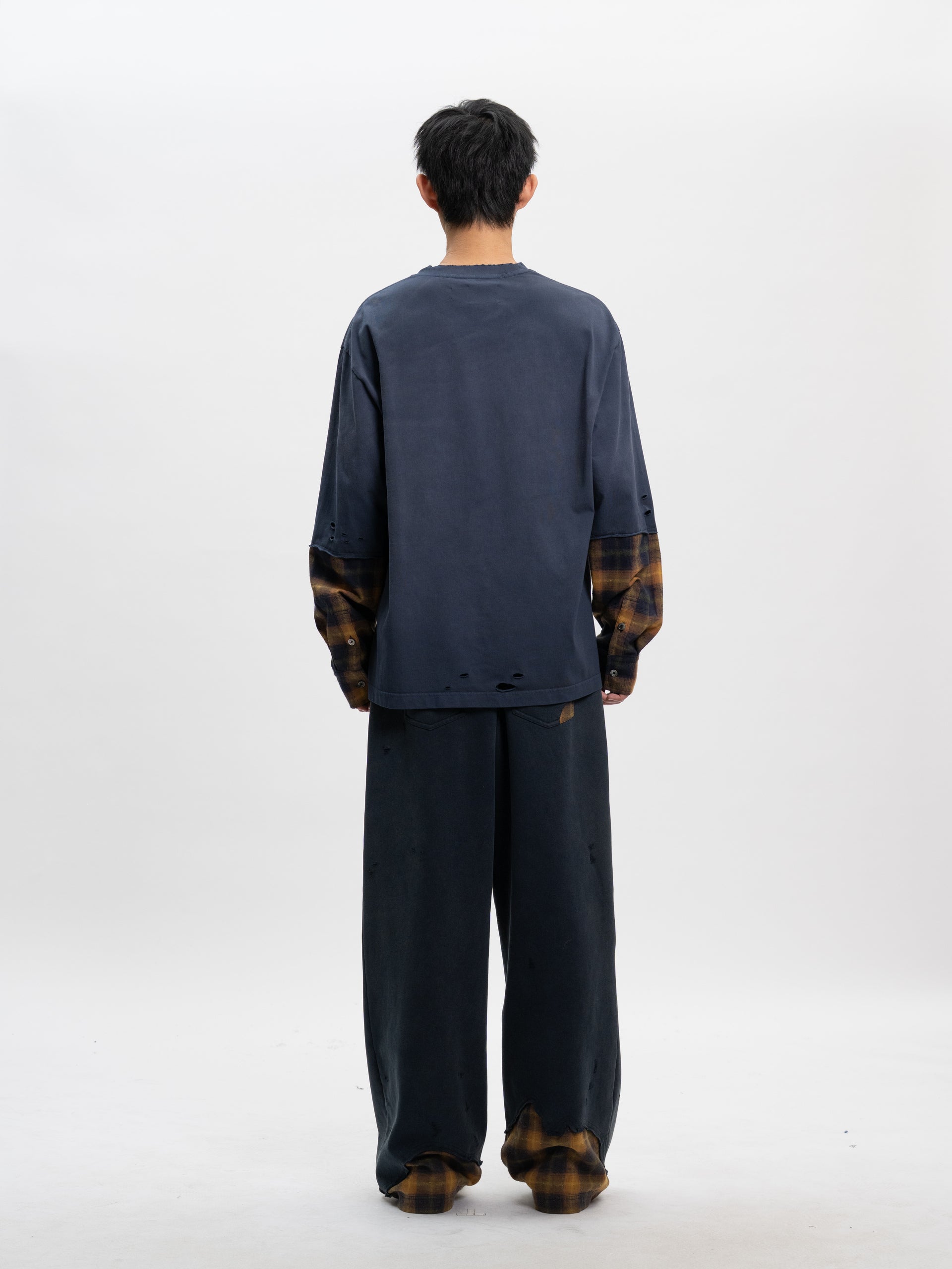 NAVY GRADIENT WASHED PATCHWORK LONG-SLEEVE T-SHIRT - Feng Chen Wang