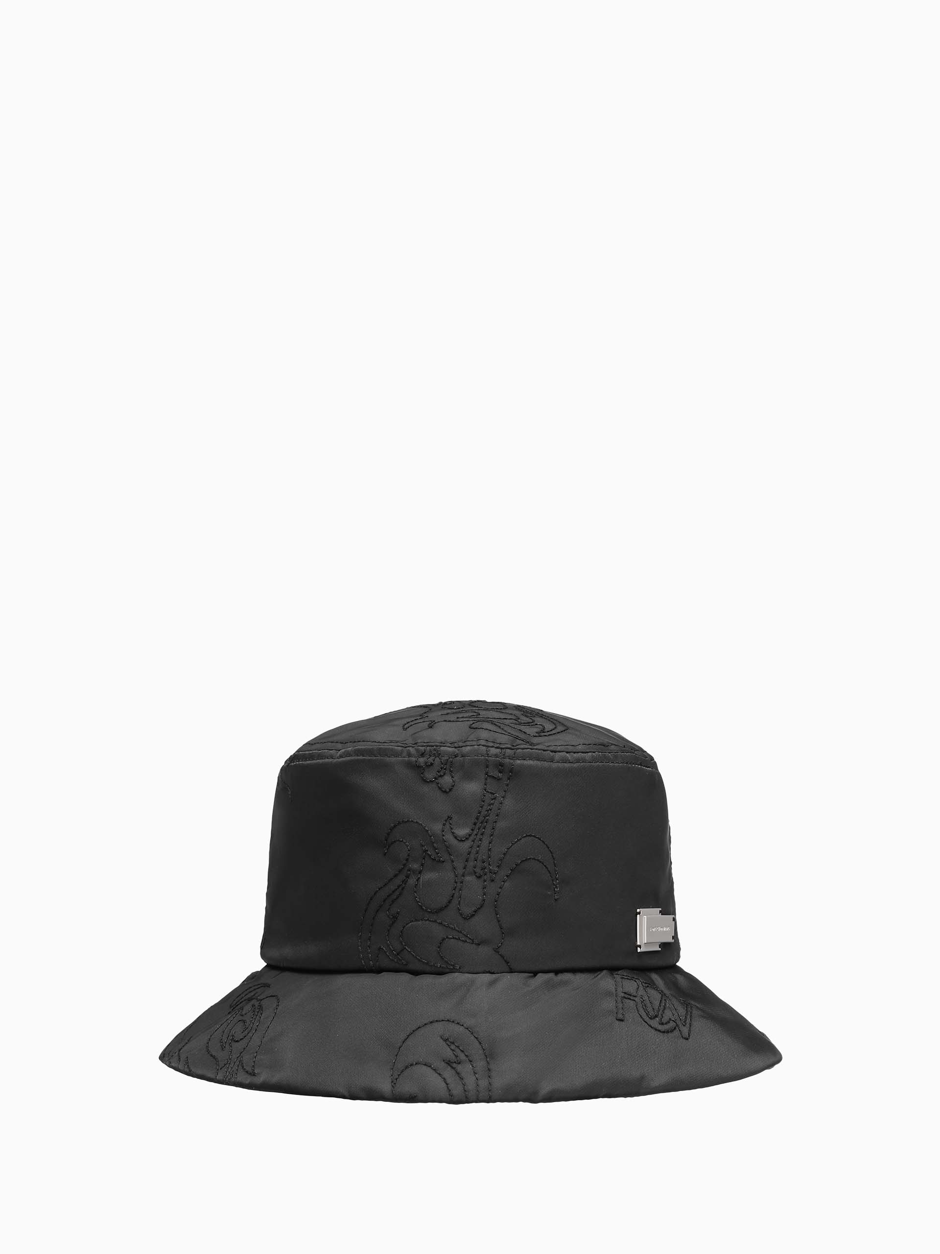 QUILTED BUCKET HAT