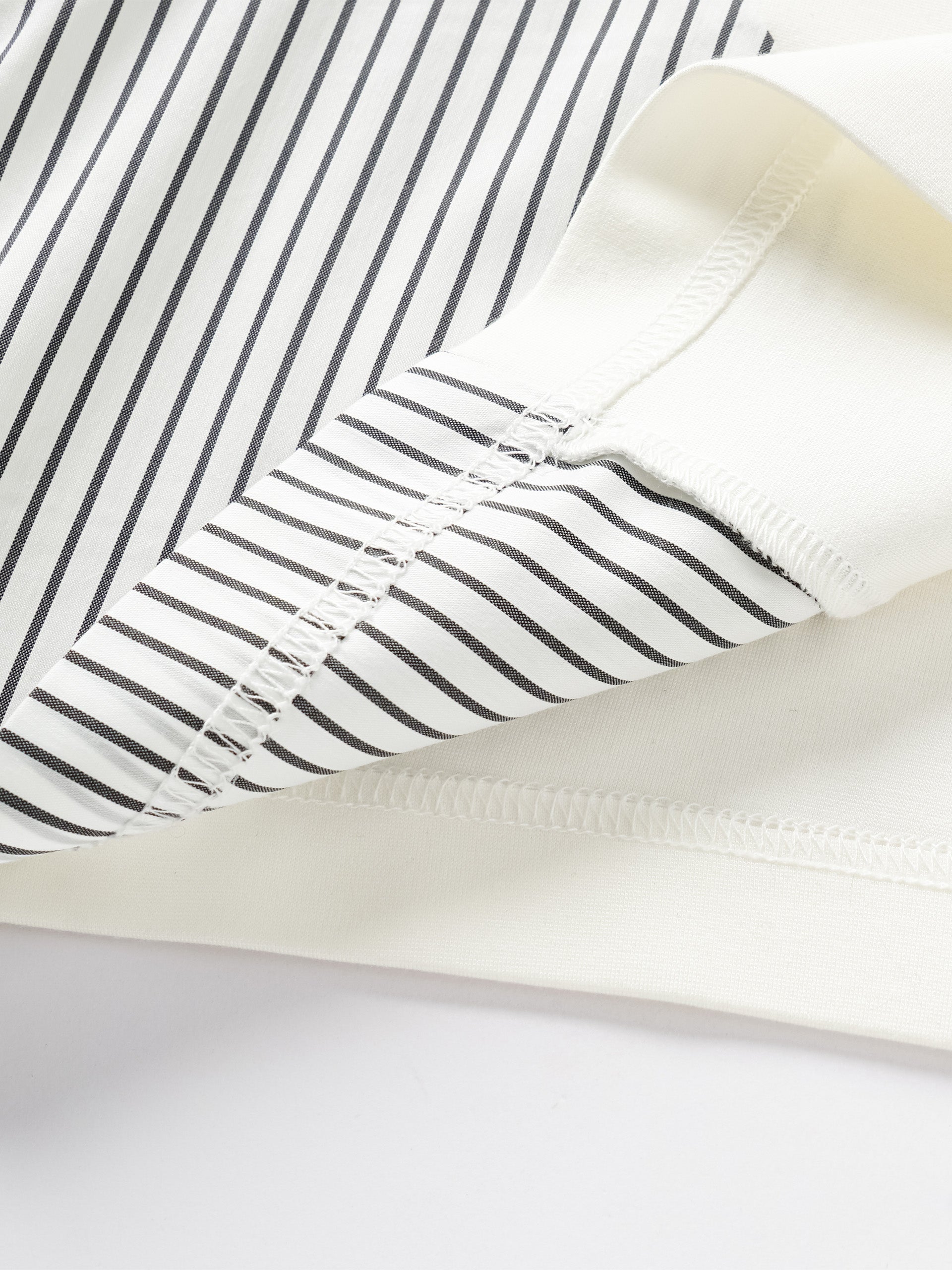 STRIPED PATCHWORK T-SHIRT - Feng Chen Wang