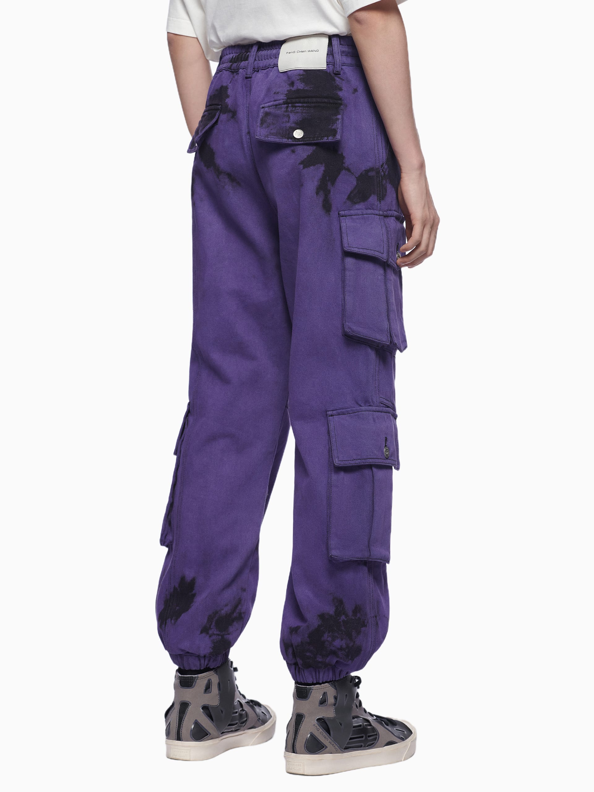 DENIM TIE-DYE CARGO PANTS