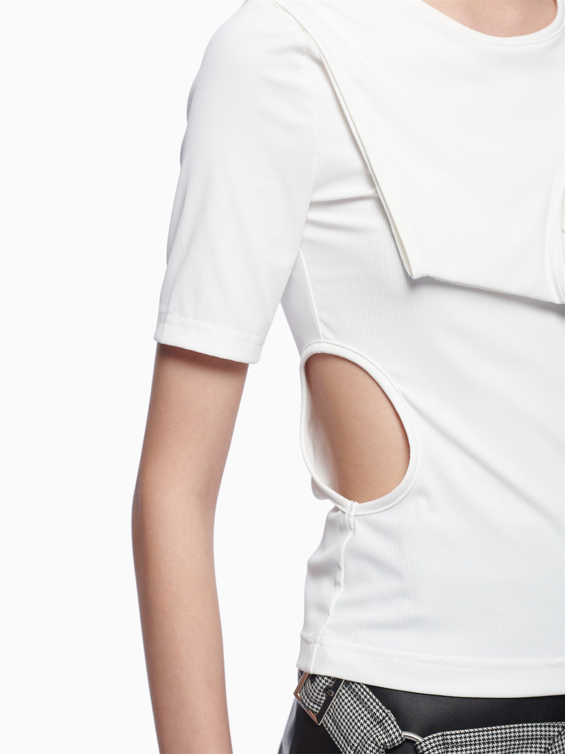 2 IN 1 T-SHIRT - Feng Chen Wang