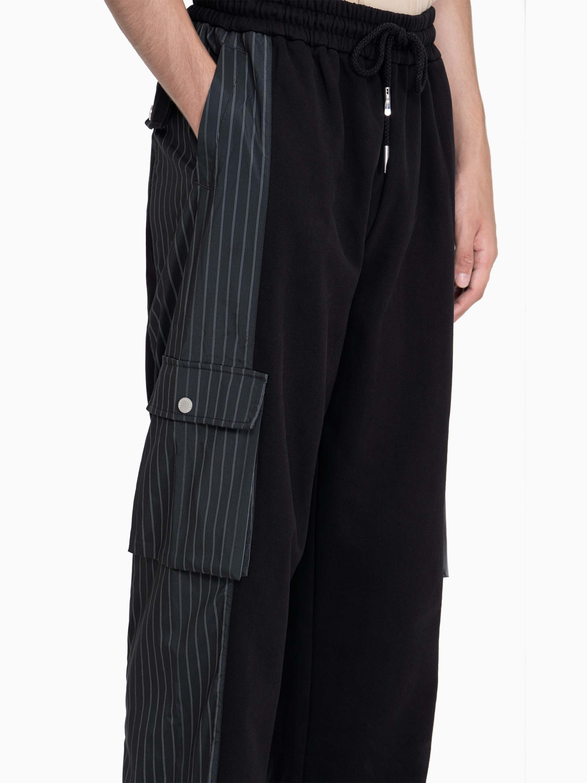 CONTRAST POCKET SWEATPANTS